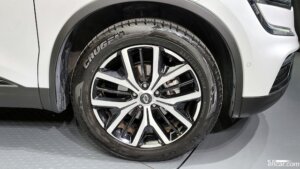 Renault-Korea(Samsung) QM6 2.0 GDe RE Signature 2WD 2021 года из Южной Кореи