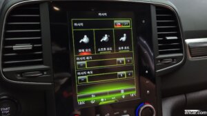 Renault-Korea(Samsung) QM6 2.0 GDe RE Signature 2WD 2021 года из Южной Кореи