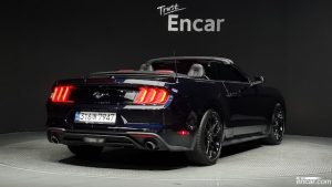 Ford Mustang Cabriolet 2021 года из Южной Кореи