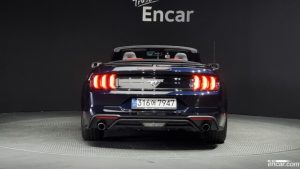 Ford Mustang Cabriolet 2021 года из Южной Кореи