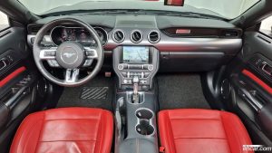 Ford Mustang Cabriolet 2021 года из Южной Кореи