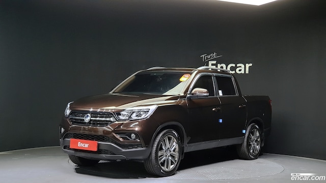 Ssangyong Rexton Дизель 2.2 4WD 2019 года из Кореи