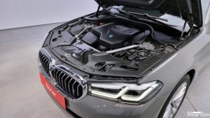 BMW 5-Series 530i xDrive Luxury Plus 2021 года из Южной Кореи