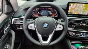 BMW 5-Series 530i xDrive Luxury Plus 2021 года из Южной Кореи