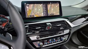 BMW 5-Series 530i xDrive Luxury Plus 2021 года из Южной Кореи