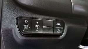Kia Seltos Бензин 1.6 Turbo 2WD 2020 года из Южной Кореи