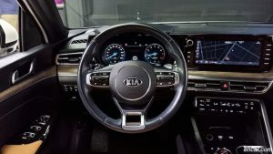 Kia K5 2.0 2020 года из Южной Кореи