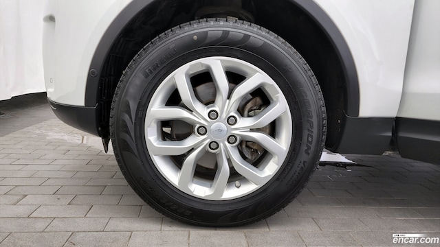 33009261_005.jpg Land Rover Discovery 2.0 SD4 SE 2019 года из Южной Кореи