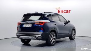 Kia Seltos Бензин 1.6 Turbo 2WD 2021 года из Южной Кореи