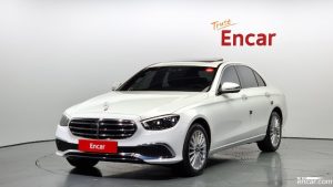 Mercedes-Benz E-Class E220d 4MATIC Exclusive 2022 года из Южной Кореи