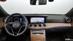 Mercedes-Benz E-Class E220d 4MATIC Exclusive 2022 года из Южной Кореи
