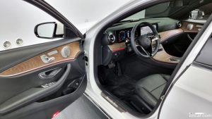 Mercedes-Benz E-Class E220d 4MATIC Exclusive 2022 года из Южной Кореи