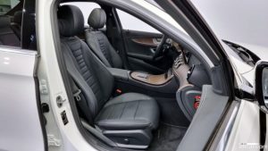 Mercedes-Benz E-Class E220d 4MATIC Exclusive 2022 года из Южной Кореи