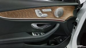 Mercedes-Benz E-Class E220d 4MATIC Exclusive 2022 года из Южной Кореи