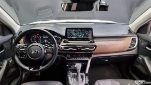 Kia Seltos Бензин 1.6 Turbo 2WD 2020 года из Южной Кореи