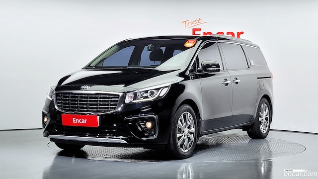 Kia Carnival 9-Seater Prestige 2019 года из Кореи