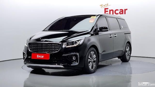 Kia Carnival 9-Seater Luxury 2019 года из Кореи