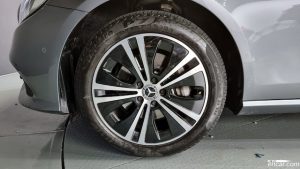 Mercedes-Benz E-Class E220d Avantgarde 2020 года из Южной Кореи