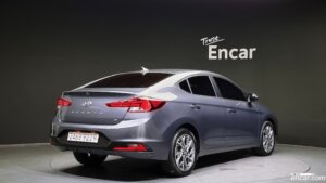 Hyundai AVANTE 1.6 2020 года из Южной Кореи