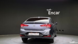 Hyundai AVANTE 1.6 2020 года из Южной Кореи