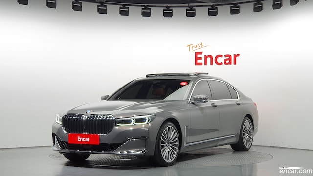 BMW 7-Series 740Li xDrive Design Pure Excellence 2021 года из Кореи