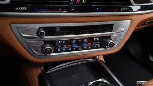 BMW 7-Series 740Li xDrive Design Pure Excellence 2021 года из Южной Кореи