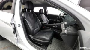Hyundai AVANTE 1.6 2021 года из Южной Кореи