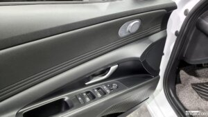 Hyundai AVANTE 1.6 2021 года из Южной Кореи