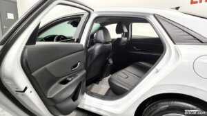 Hyundai AVANTE 1.6 2021 года из Южной Кореи
