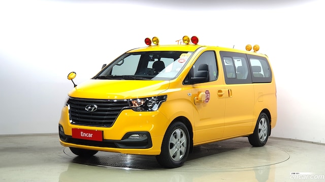 Hyundai Starex 2019 года из Кореи