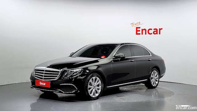 Mercedes-Benz E-Class E220d Exclusive 2019 года из Кореи