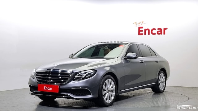 Mercedes-Benz E-Class E300 4MATIC Exclusive Standard 2019 года из Кореи