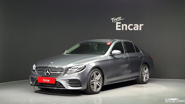 Mercedes-Benz E-Class E300 AMG Line 2019 года из Кореи