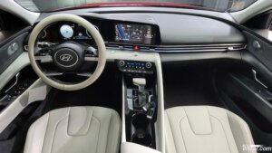 Hyundai AVANTE 1.6 2021 года из Южной Кореи