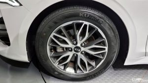 Kia K5 2.0 2021 года из Южной Кореи