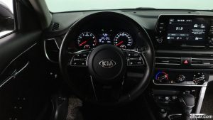 Kia Seltos Бензин 1.6 Turbo 2WD 2020 года из Южной Кореи