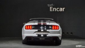Ford Mustang GT Cabriolet 2020 года из Южной Кореи