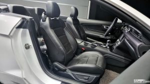 Ford Mustang GT Cabriolet 2020 года из Южной Кореи