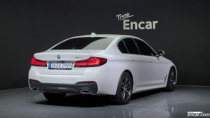 BMW 5-Series 520i M Sport 2021 года из Южной Кореи