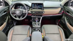 Kia Seltos Дизель 1.6 2WD 2020 года из Южной Кореи
