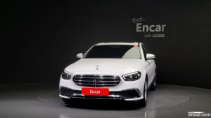Mercedes-Benz E-Class E250 Exclusive 2021 года из Южной Кореи