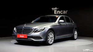 Mercedes-Benz E-Class E300 4MATIC Exclusive 2020 года из Южной Кореи
