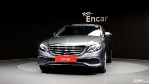 Mercedes-Benz E-Class E300 4MATIC Exclusive 2020 года из Южной Кореи