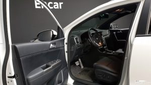 Kia Sportage Дизель 1.6 2WD 2022 года из Южной Кореи