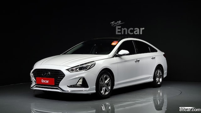 Hyundai Sonata 2.0 Smart Choice 2019 года из Кореи
