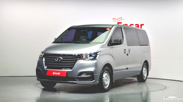 Hyundai Starex Wagon 12-Seater 2019 года из Кореи