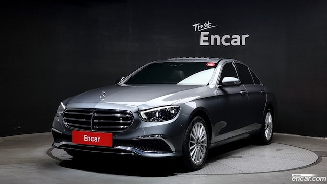 Mercedes-Benz E-Class E250 Exclusive 2021 года из Кореи