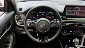 Kia Seltos Бензин 1.6 Turbo 2WD 2021 года из Южной Кореи