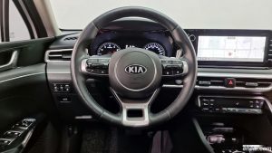 Kia K5 2.0 2021 года из Южной Кореи