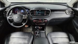 Kia Sorento Дизель 2.2 2WD 2019 года из Южной Кореи